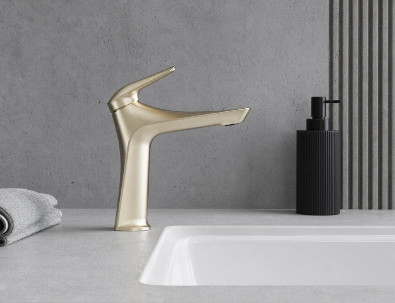 Rubinetto per lavabo moderno monocomando in oro spazzolato